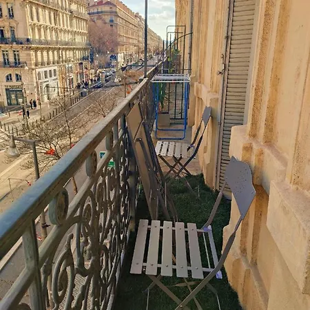 Appartemment Rue De La Republique, Joli Et Moderne Au Coeur Du Centre Marseille Exterior photo